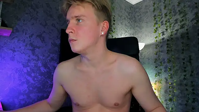 AlexxSweet live sex cam