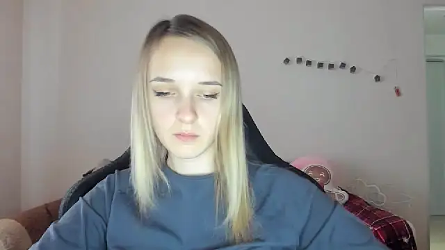 RouseReed's cam snapshot