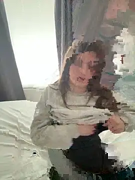 -Leasophie's cam snapshot