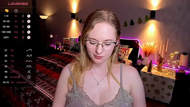 Aemilia_'s cam snapshot