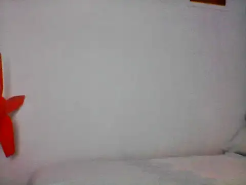 nhayasquirt's cam snapshot