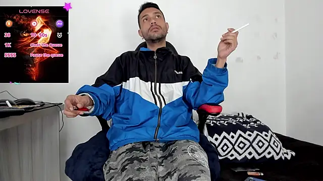 Aron_Baylor live sex cam