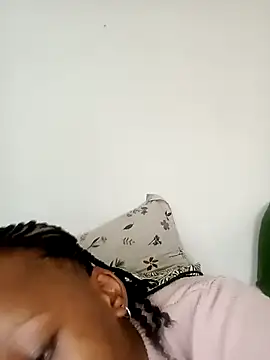 Babymamabooty's cam snapshot