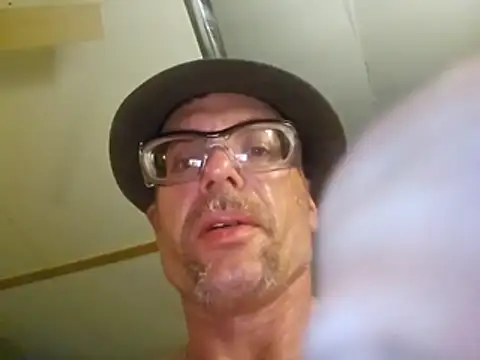 Billysch@xh live sex cam