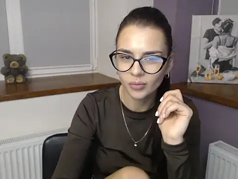 divina_kira's cam snapshot