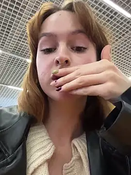 hani_obsessed's cam snapshot