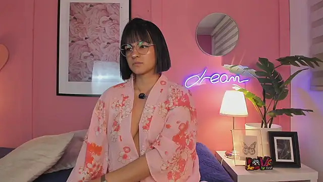 SoySaraa's cam snapshot