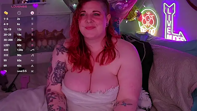 opalreigning's cam snapshot