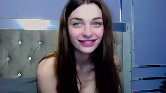 AngelinaWett's cam snapshot