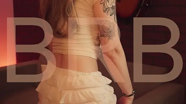 EllieCutes's cam snapshot