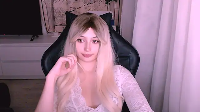 beauty_blonde's cam snapshot