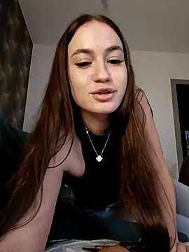 MayaGlow's cam snapshot