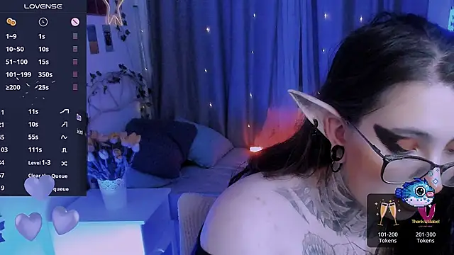 Dixi_Pixi_'s cam snapshot