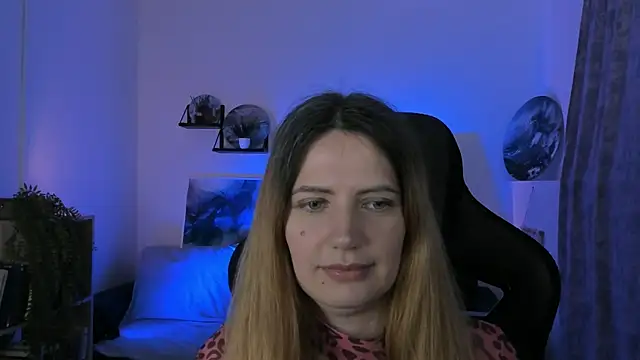 AleksaLaurent's cam snapshot