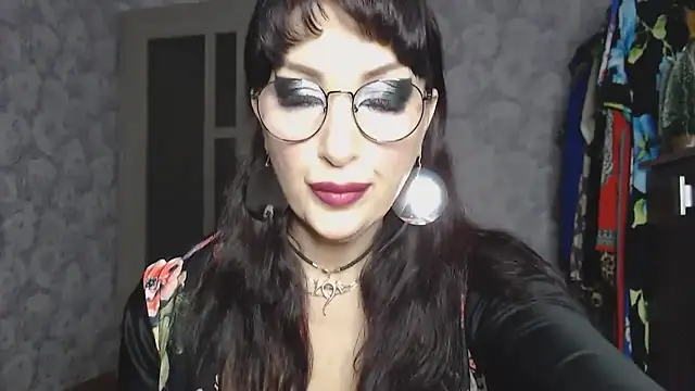 Aziza1's cam snapshot