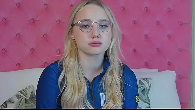 Sky_Cutie's cam snapshot