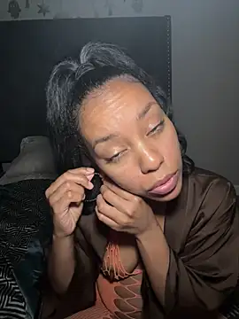 juicyyy323 live sex cam