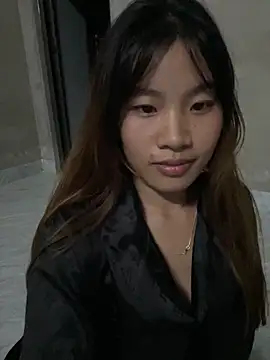 sukanaka99 live sex cam