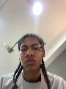 Maxim-Walker live sex cam