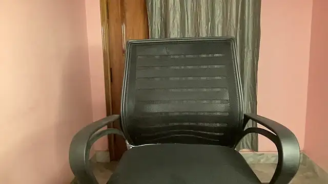 your_cute_girl's cam snapshot