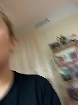 BrightDani's cam snapshot