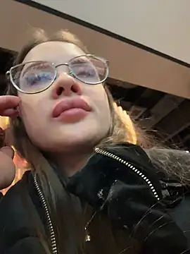 KristiRich's cam snapshot