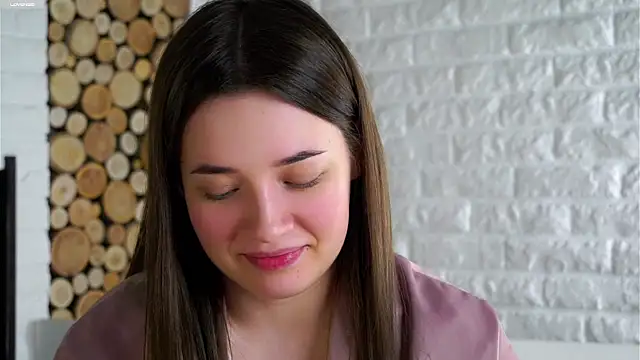 LowOncoming live sex cam