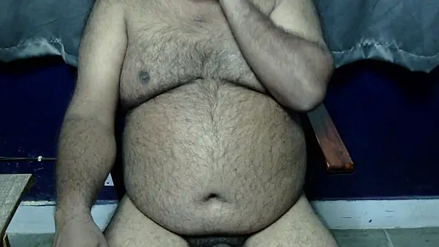 hairysubcub_70's cam snapshot