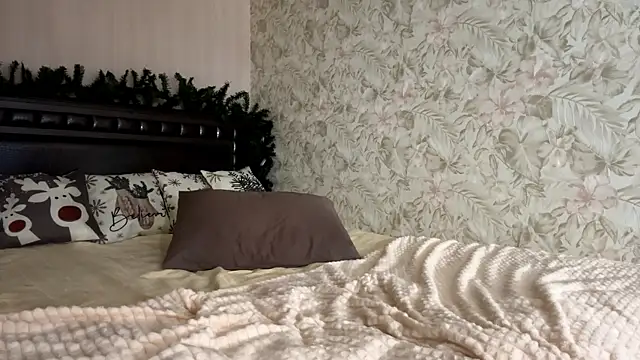 ElisabetLorney's cam snapshot