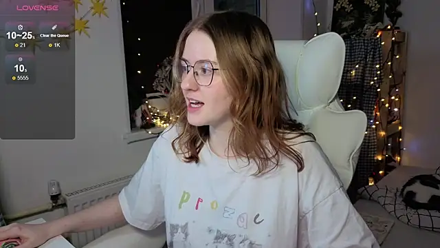 urstripchatgf live sex cam