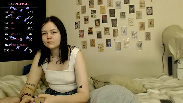 BettyandRich_'s cam snapshot