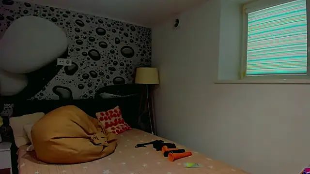 AlmaFancy's cam snapshot