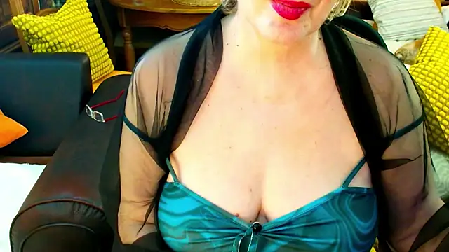 GattonaBiondona's cam snapshot