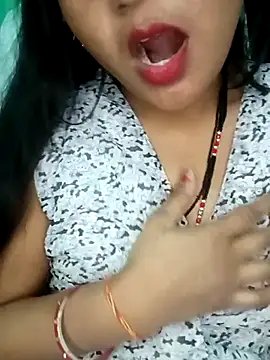 Rashmi_011's cam snapshot