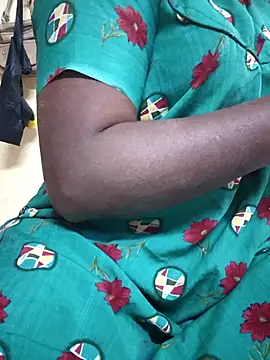 hyd_couple7878's cam snapshot