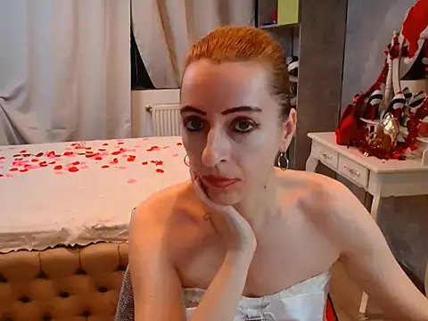 AnneDevrim's cam snapshot