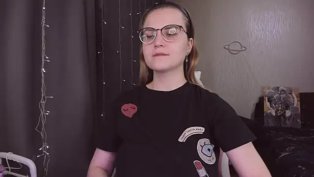 MissBrightShine's cam snapshot