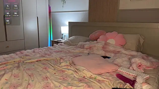 Lizzy_meoww's cam snapshot