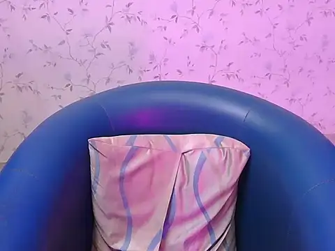 Shinykrisha's cam snapshot