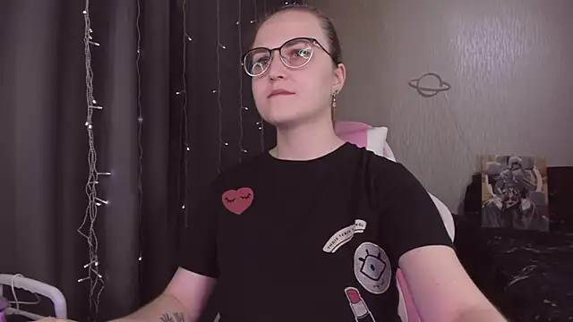 MissBrightShine's cam snapshot