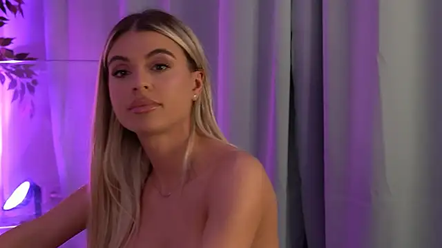 HaileyMadow's cam snapshot