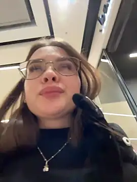 KristiRich's cam snapshot