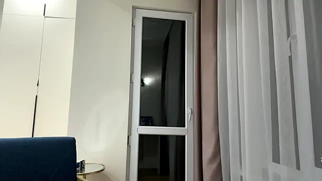 LollySimes's cam snapshot