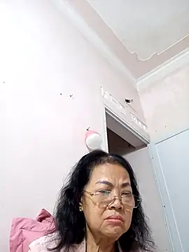 Hotestlove's cam snapshot