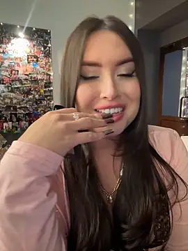 TrishaWinslet's cam snapshot