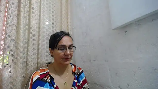 gabbyparker_'s cam snapshot