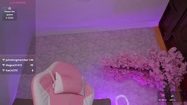 Kendall_Jonss1's cam snapshot