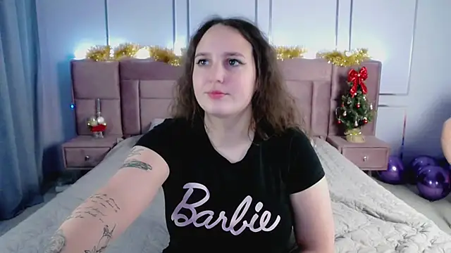 ElisonMinix's cam snapshot