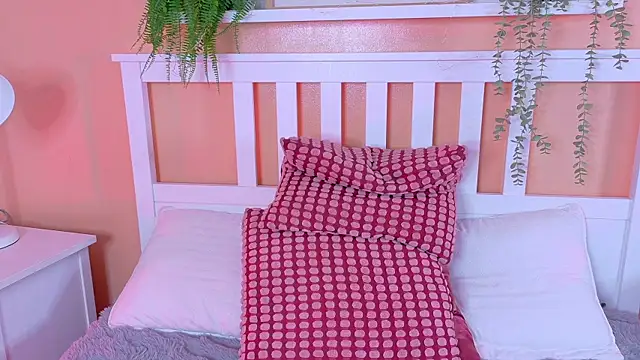 KendalMilleer's cam snapshot