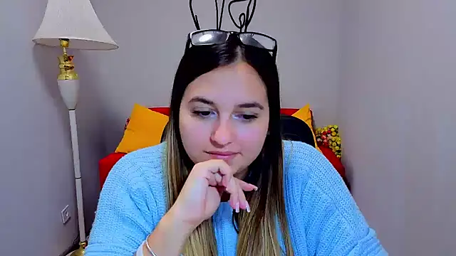 Maria_Bond's cam snapshot